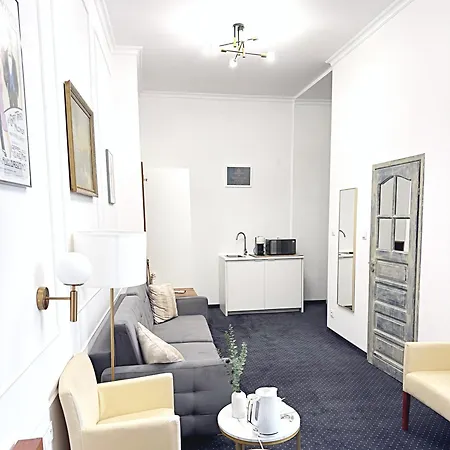 The Heritage House Main Square Self Check-in Aparthotel Krakov