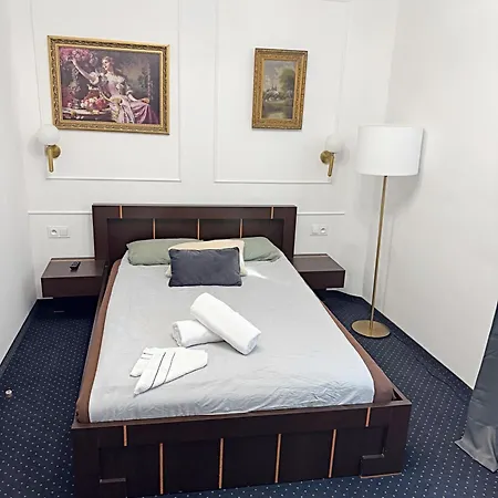 The Heritage House Main Square Self Check-in شقة فندقية كراكوفيا