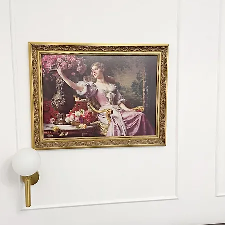 מלון דירות The Heritage House Main Square Self Check-in 3*